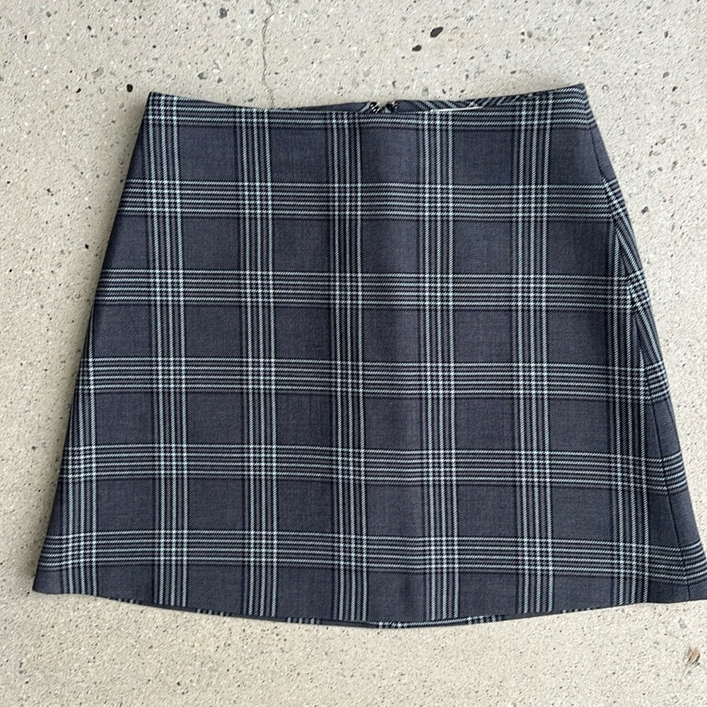 Aritzia Wilfred Plaid Classic Mini Skirt